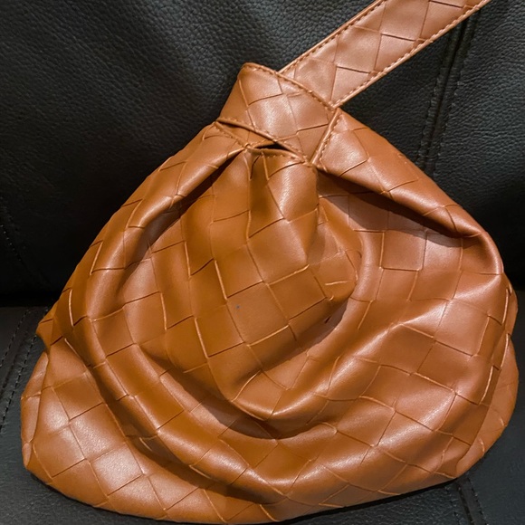 VIANZE 
Wrist Bag Knot Bag Portable Purse Soft PU Leather. New!! - Picture 8 of 8